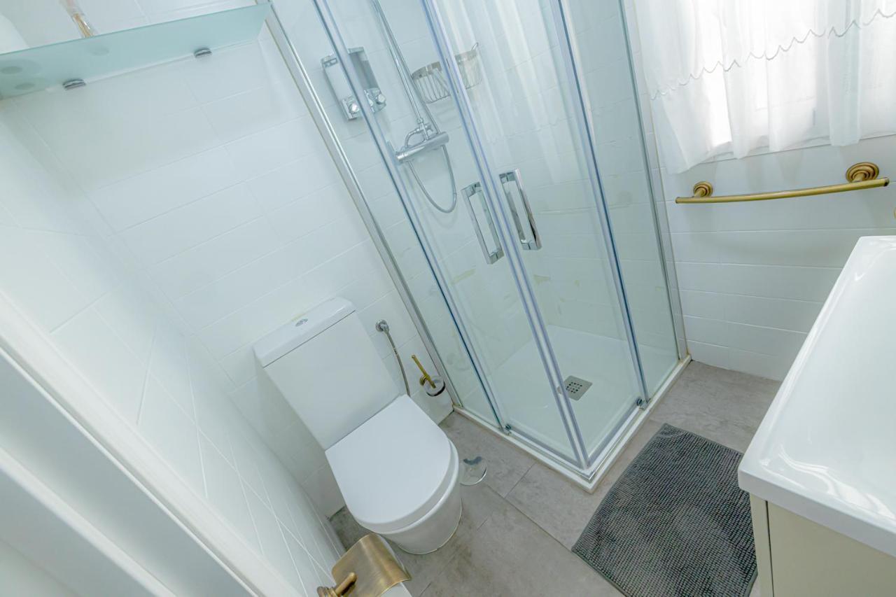 Montano17B Apartment Малага Екстериор снимка